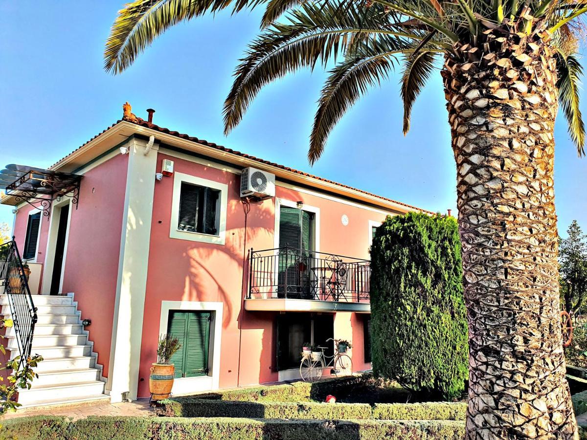Acroploro Villa Galaxídhion Buitenkant foto